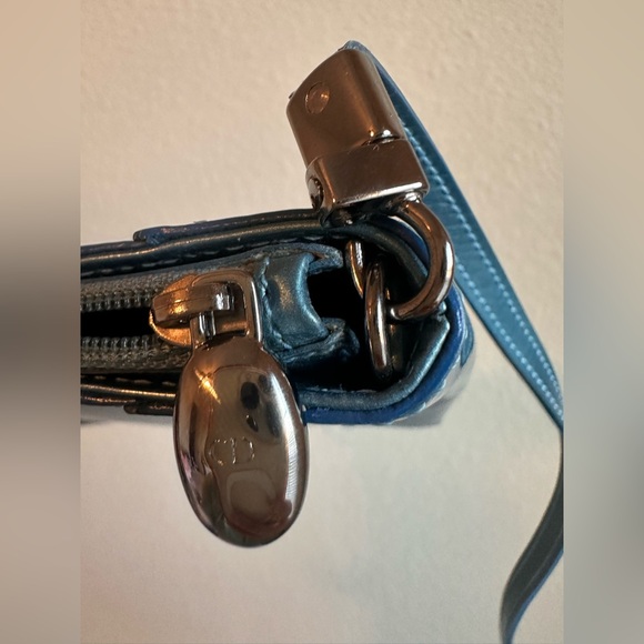 Christian Dior RARE Metallic Blue Leather Crossbody Bag with COA - Picture 15 of 16